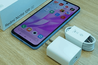 So sánh Redmi Note 12R 5G với đối thủ cạnh tranh: Bên nào trội hơn?