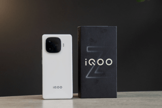 Đánh giá chi tiết iQOO Z9 5G: Siêu pin 6000mAh, màn hình tốt, thiết kế đẹp