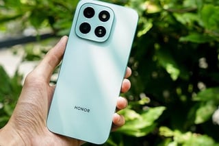 Honor X6c: Chiếc smartphone giá mềm với nút AI và pin siêu bền
