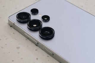 Galaxy S25 bùng nổ doanh số không tưởng