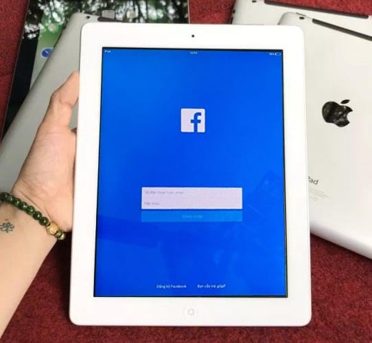 Facebook trên iPad 4 cũ