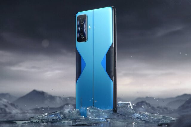 Trải nghiệm game Free Fire trên Xiaomi Redmi K50 Gaming.