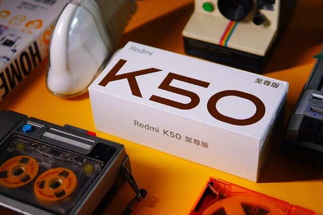 Mở hộp Redmi K50 Ultra: Không thể không hài lòng