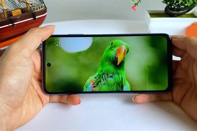 Top điện thoại chụp ảnh đẹp nhất tháng 11