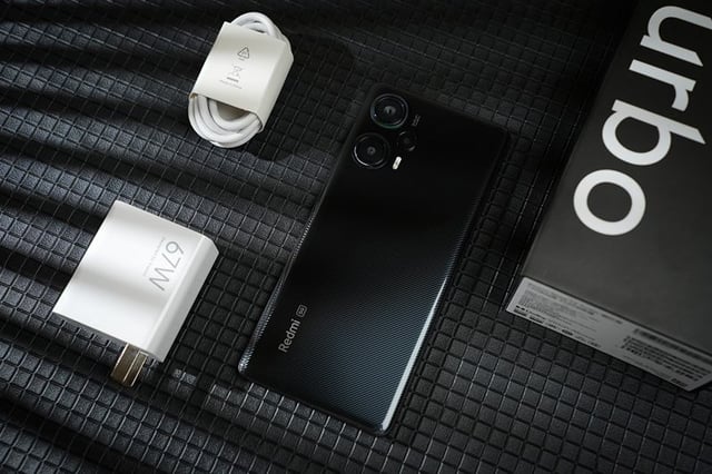 Đánh giá chi tiết Xiaomi Redmi Note 12 Turbo: Smartphone sáng giá hàng đầu phân khúc