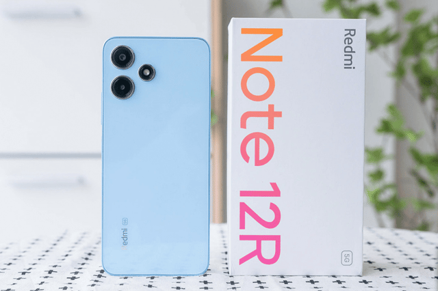 Top điện thoại dành cho tài xế công nghệ - Người Grab, Uber đáng mua nhất tháng 3