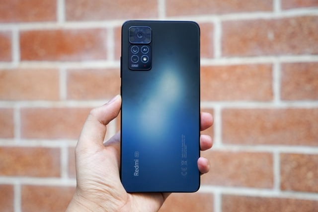 So sánh Redmi Note 11 Pro 5G với đối thủ