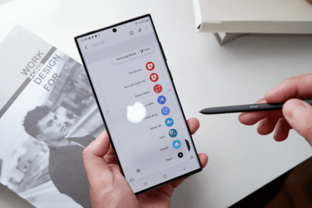 Có nên mua Samsung Galaxy S22 Ultra 5G chính hãng hay không?