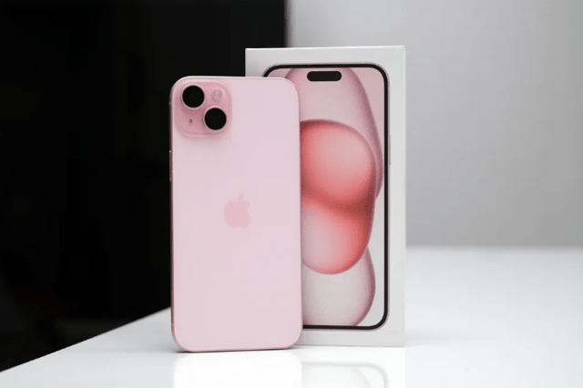 Trên tay iPhone 15 Plus chính hãng