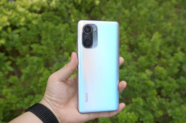 Top điện thoại bán chạy nhất tháng 10