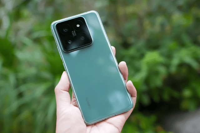 Có nên mua Xiaomi 14 Pro chính hãng hay không?