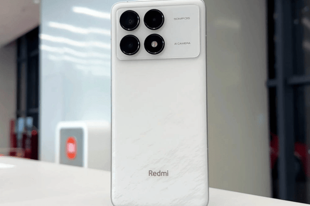 Trên tay Xiaomi Redmi K70 5G chính hãng: Viền mỏng siêu đẹp, khung kim loại cao cấp, hiệu năng vượt trội