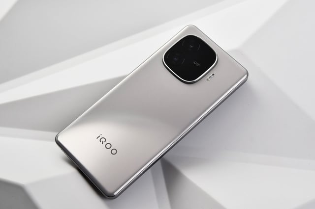 Top sản phẩm pin trâu nhất tháng 4