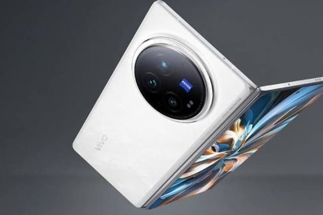 Giám đốc Vivo tiết lộ thông tin về X Fold5: Mẫu smartphone gập nhẹ nhất thế giới khi soán ngôi OPPO Find N5