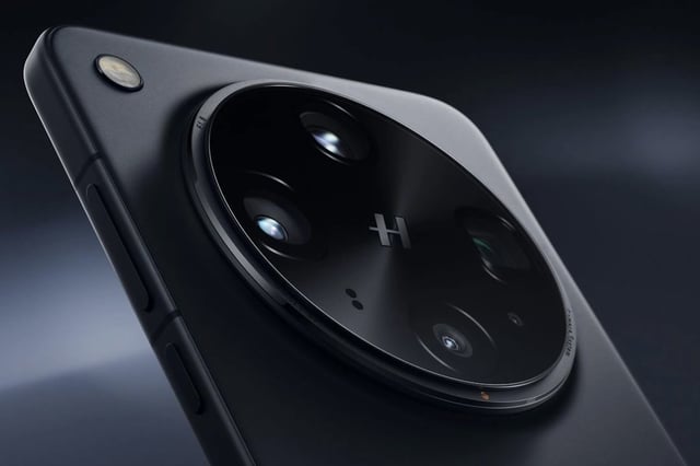 OPPO Find X9 Ultra lộ diện: pin cực khủng 7.000mAh, thiết kế siêu mỏng