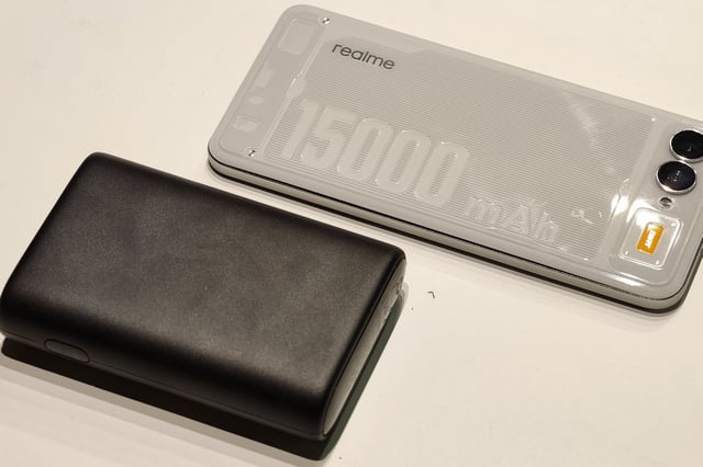 Smartphone pin 15.000mAh của realme: Đột phá công nghệ pin