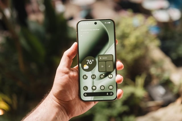 Google Pixel 10 Pro XL giành ngôi vương màn hình smartphone theo DxOMark