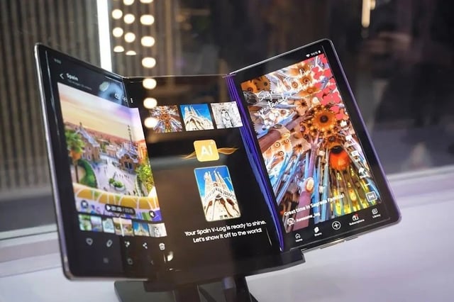 Galaxy Z TriFold nâng tầm công nghệ với khả năng zoom 100x