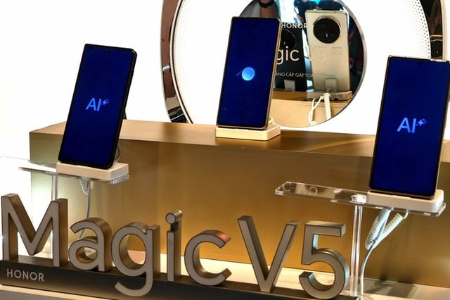 HONOR Magic V5: Siêu phẩm smartphone gập bền bỉ nhất từ trước đến nay