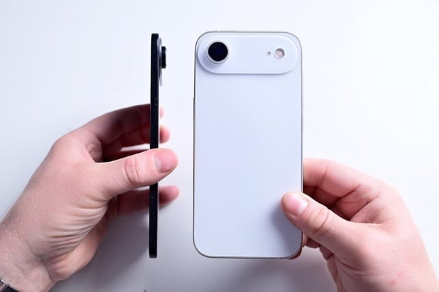 Apple và Samsung điều chỉnh chiến lược sản phẩm: Chấm dứt kỷ nguyên smartphone siêu mỏng