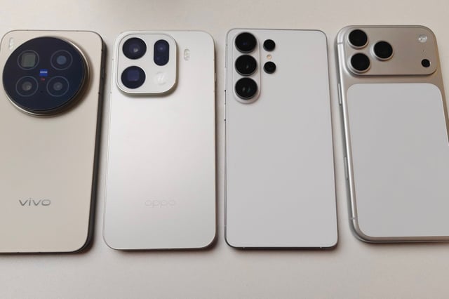 Galaxy S26 Ultra rò rỉ hộp mở bất ngờ với màn hình độc đáo