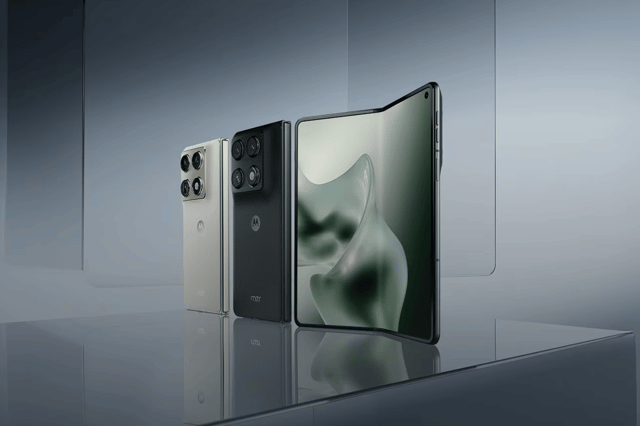 Motorola Razr Fold sẵn sàng ra mắt với thông số mạnh mẽ, thách thức Samsung Galaxy Z Fold 8