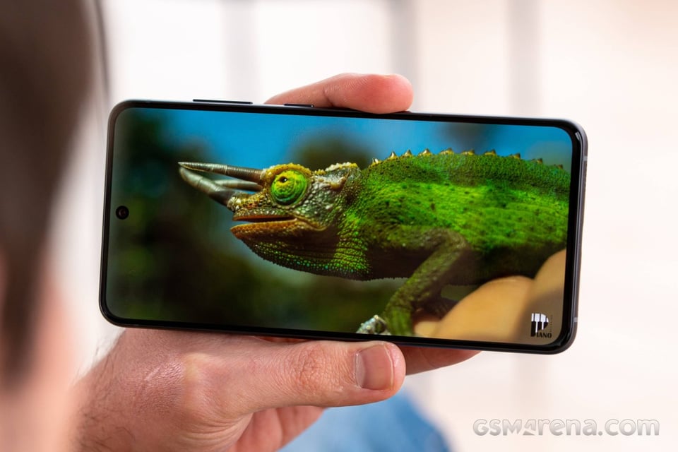 Màn hinh sắc nét của S21 FE