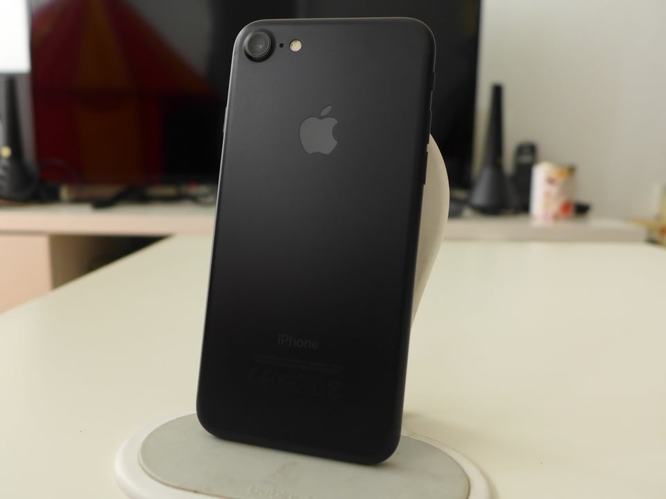 afifplc: iPhone 7 review