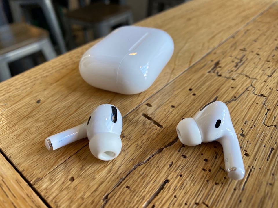 Dan vs. the AirPods Pro – Six Colors